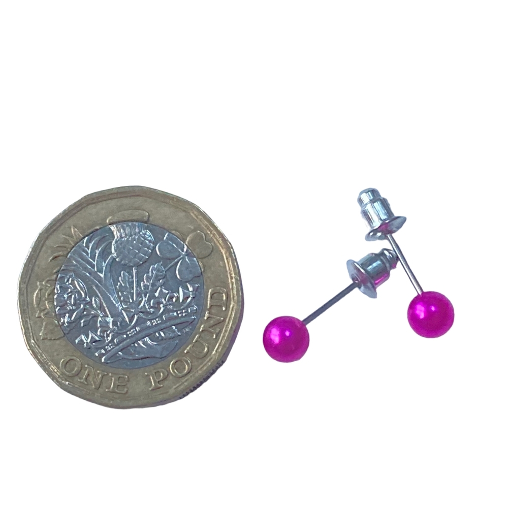 BNWT Barbiecore Ink Stud Earrings - Unique and Edgy - Picture 5 of 12